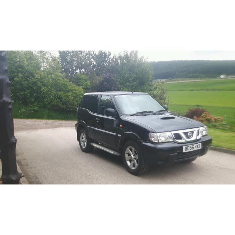 NISSAN TERRANO SE 2006