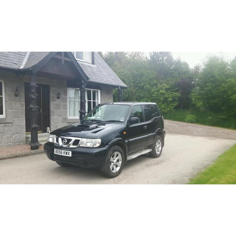 NISSAN TERRANO SE 2006