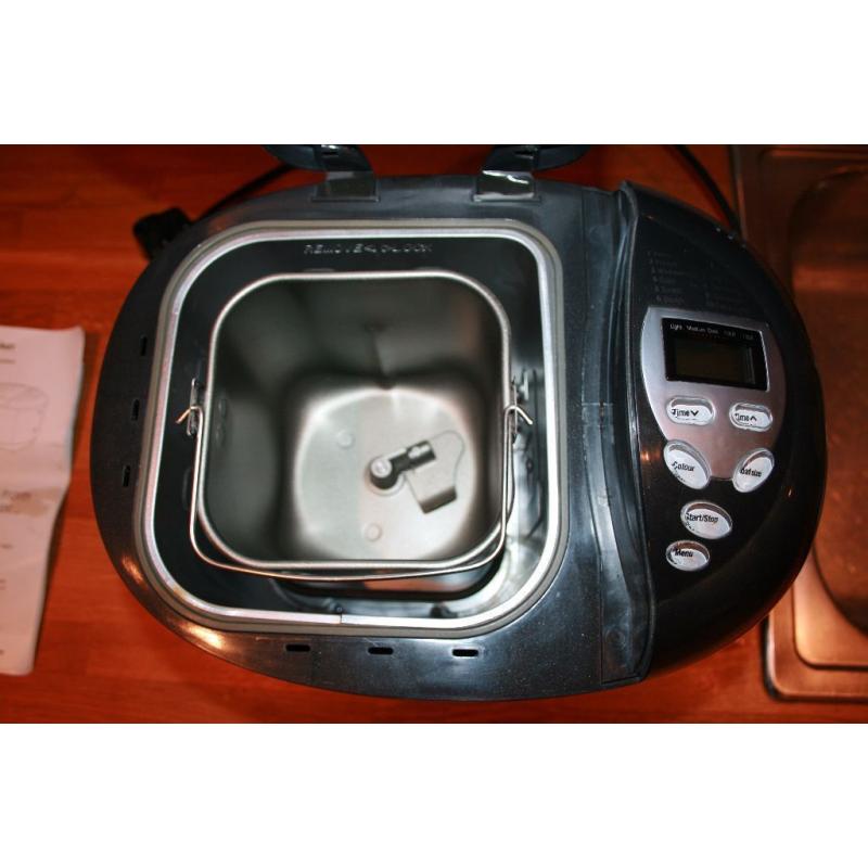 Morphy Richards Breadmaker