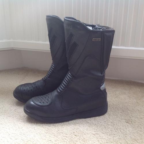 Motorbike/ motorcycle boots black leather frank Thomas size 8