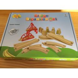 Wooden rail track bridge expansion set-Bigjigs Rail