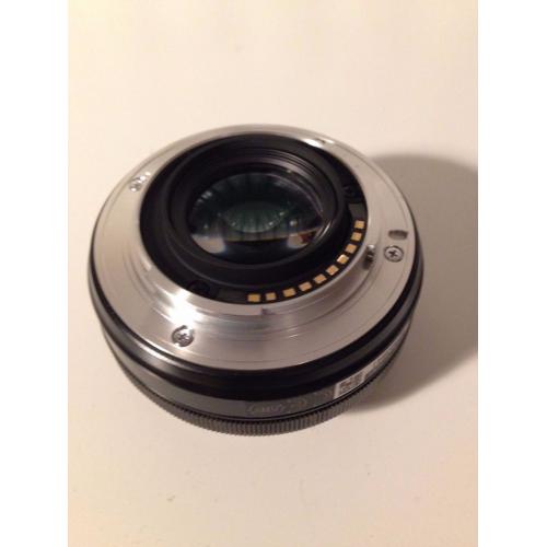 Fujifilm Fujinon XF 27mm f/2.8 - MINT