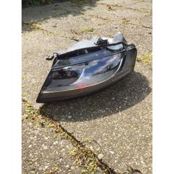 Audi A4 b8. Front and rear lights. No scratches fully working