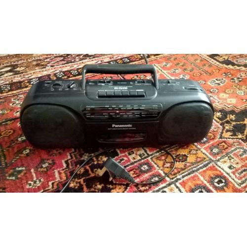 Panasonic radio tape player
