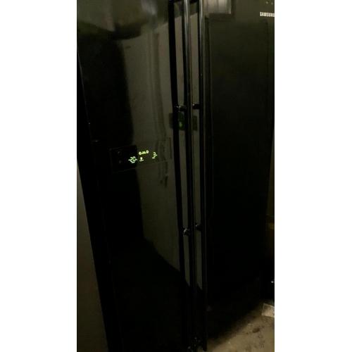 SAMSUNG RSH1NBBP AMERICAN STYLE FRIDGE FREEZER**FREE DELIVERY WITHIN THE WEST MIDLANDS COUNTY**