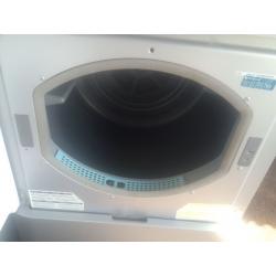 Silver hotpoint 7kg digital screen display condenser dryers good condition with guarantee