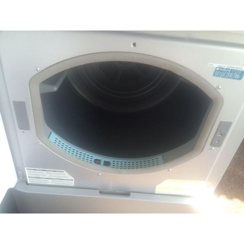 Silver hotpoint 7kg digital screen display condenser dryers good condition with guarantee