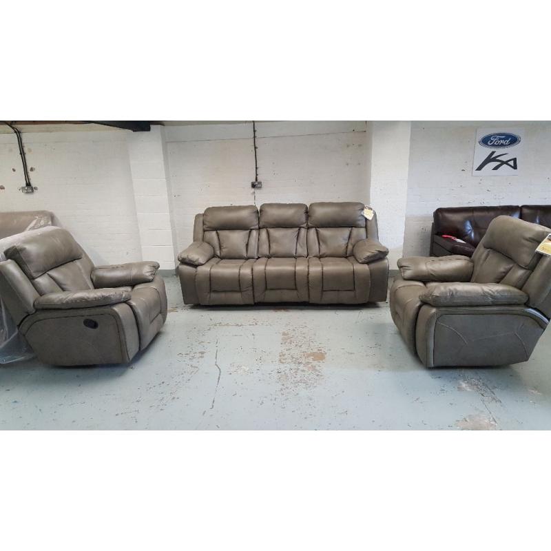 NEW ScS KENNEDY 3 SEATER POWER RECLINER & 1 POWER RECLINER ARMCHAIR & 1 ROCKER RECLINER ARMCHAIR