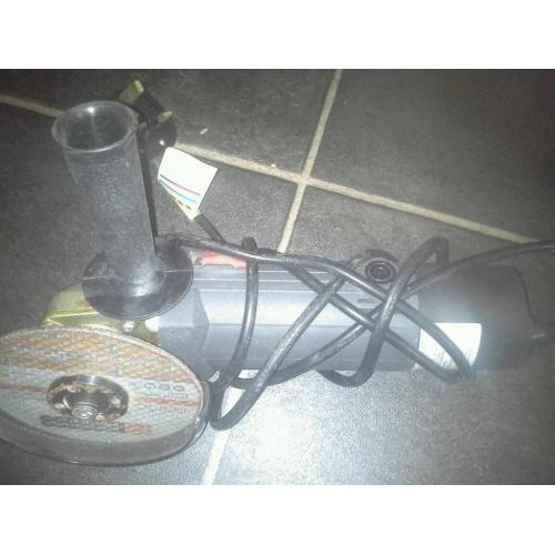 Small angle grinder.