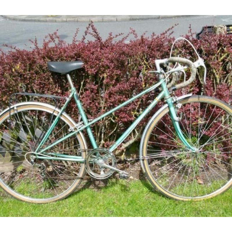Women's Raleigh Racing Bicycle