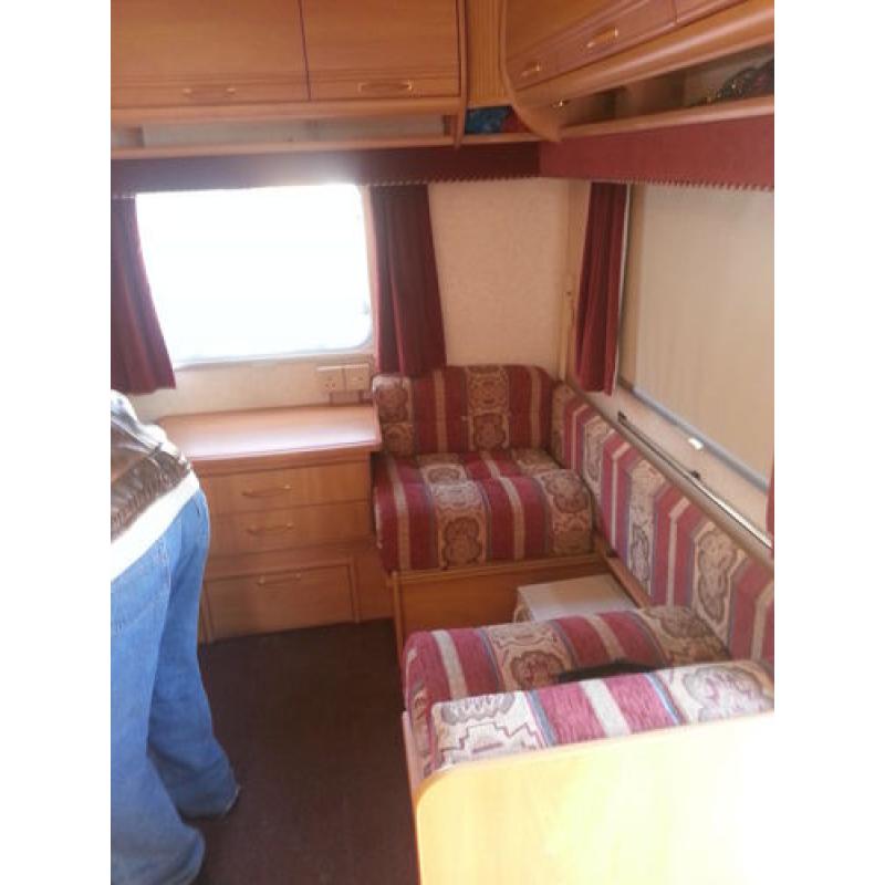 Swift conqueror 650 lux 2001 6 berth twin axle caravan