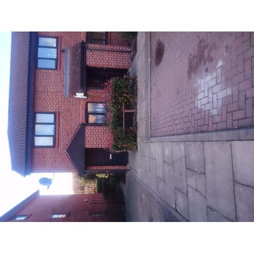 Home swap "my 2 bed house" for "your 3 bed house"