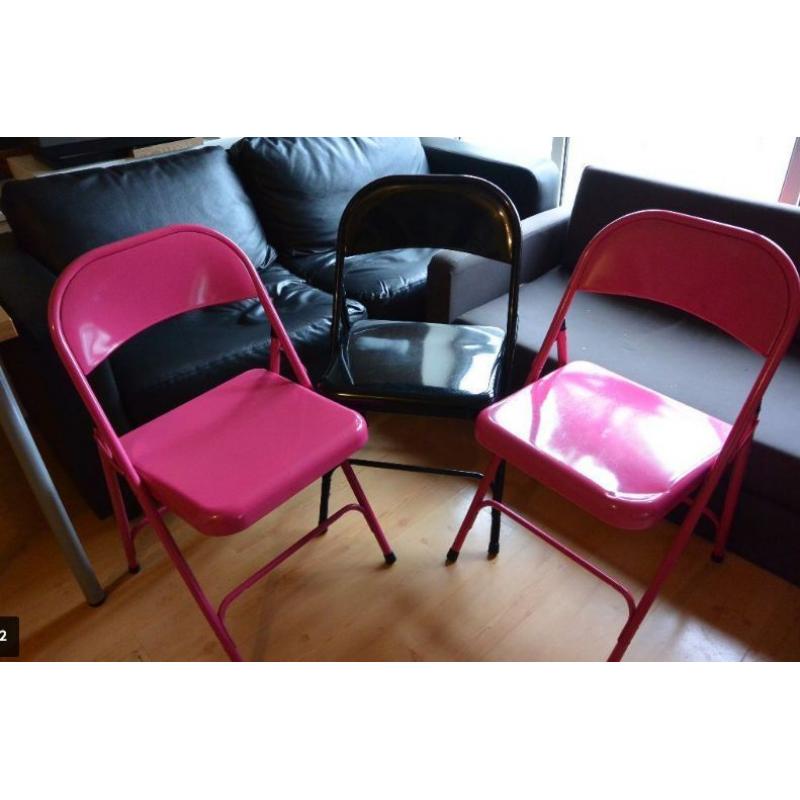 Habitat metal folding chairs, black & pink