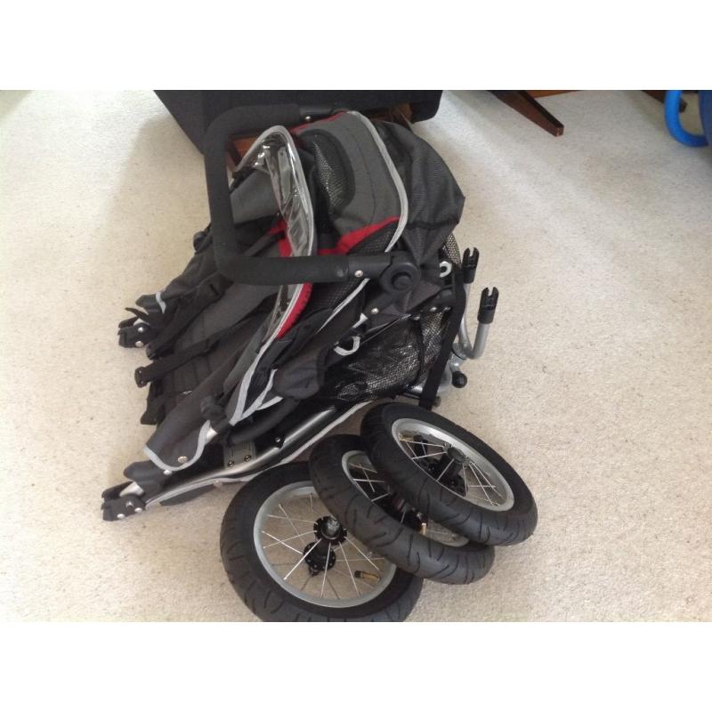 Maclaren Mac 3 Jogger Stroller (never used, excellent condition)