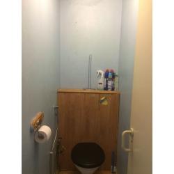 Double roomshare available in Mile End