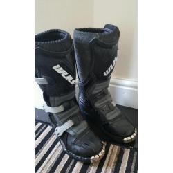 Kids motocross accessories. Wulf boots size 2, body armour top and helmet.