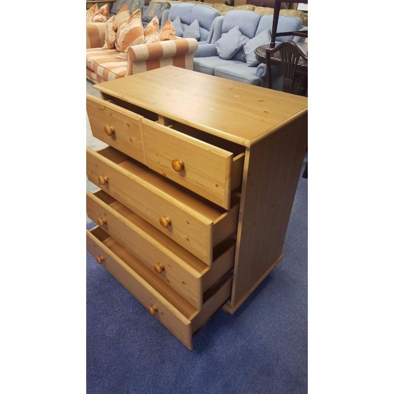 Chest of Drawer in Great Condition