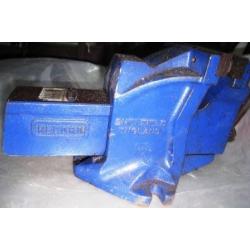 1 TON VICE- SHEFFIELD MADE- 40 POUNDS