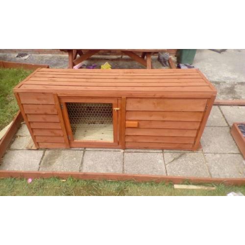 Pet hutch / animal kennel / dog