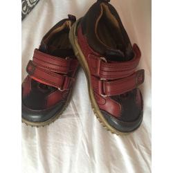 Hush Puppies boy shoes size 6