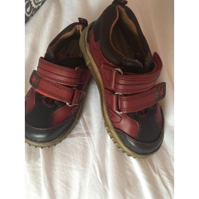 Hush Puppies boy shoes size 6