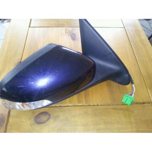 VOLVO V70 driver side mirror new condition folding electric