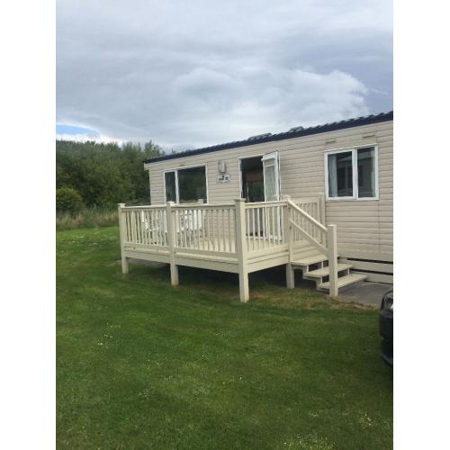 FANTASTIC 2 bedroom family holiday home on EMBO BEACH