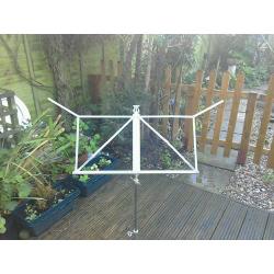 Music stand