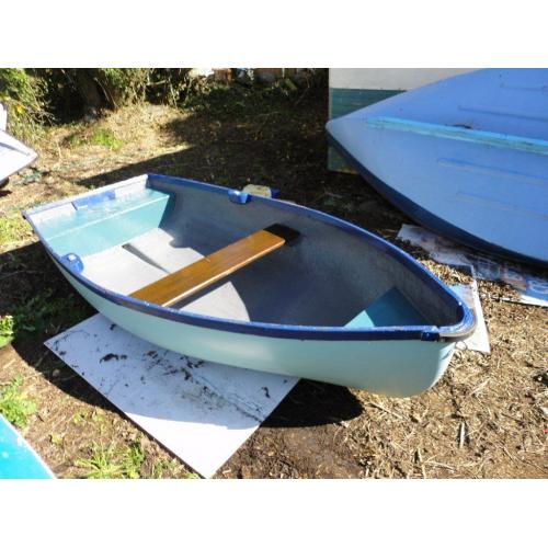 9ft Fibreglass Rowing Boat / Tender