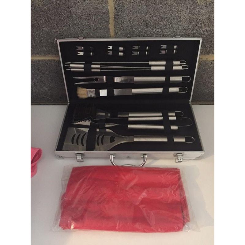Unused BBQ tool set