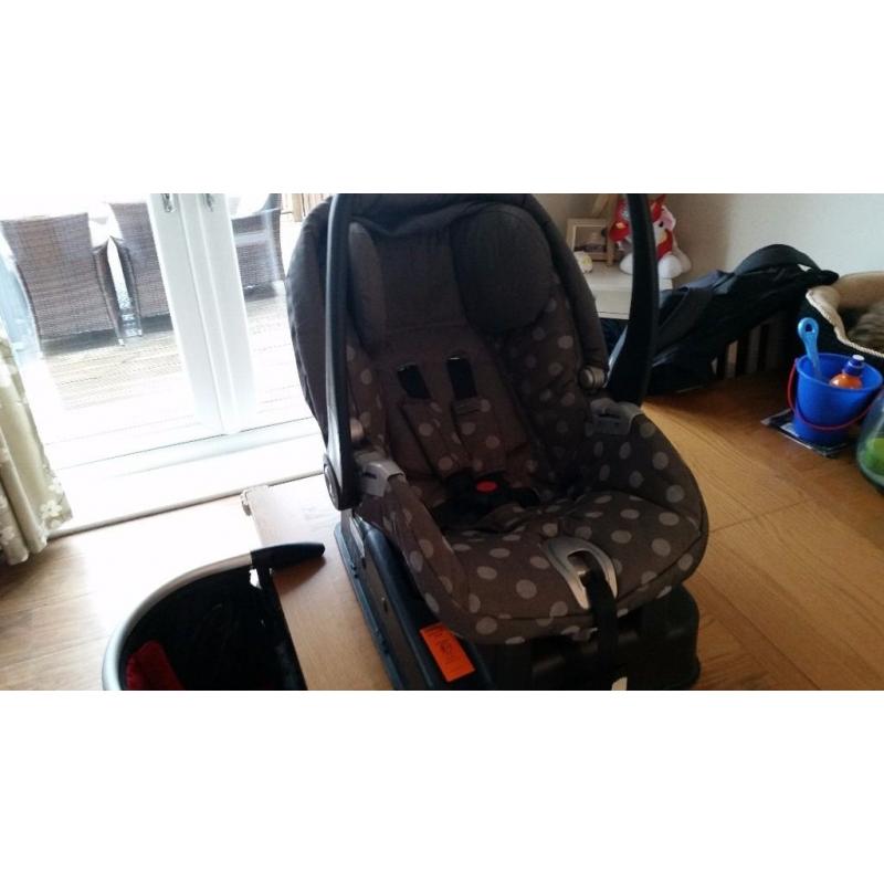 Mamas and papas car seat new born to to 8 months