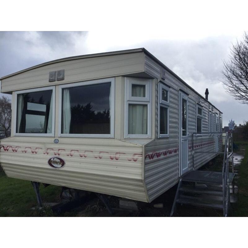 Static caravan mobile home