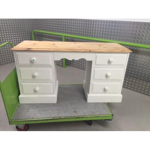 Pine dressing table