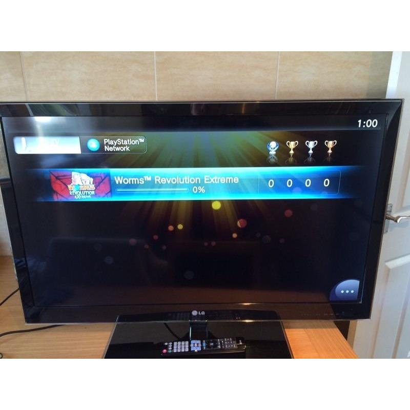 LG 42" HD 3D TV