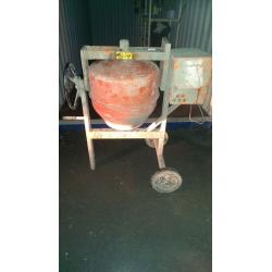 Belle Maxi 140 Petrol Cement Mixer