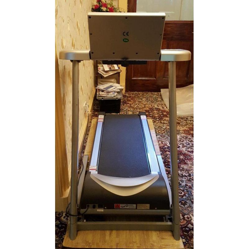 Bodymax 1500 CA motorised treadmill