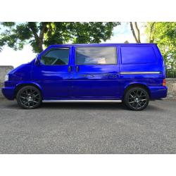 VW Transporter Camper / Day Van