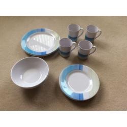 16 Piece Melamine Dinner Set