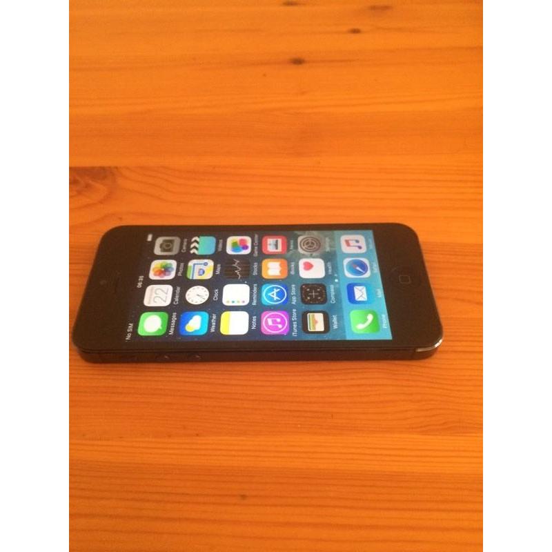 Black iphone 5 (O2, free delivery, more phones available)