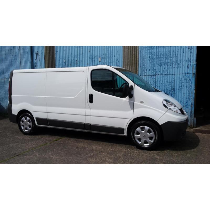 2013 Renault Trafic 2.0dCi ( EU5 ) ( Eco ) LL29 Phase 3,Sat Nav,Long Wheel Base.