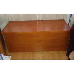 Ottoman/Trunk/Toy box/Storage box