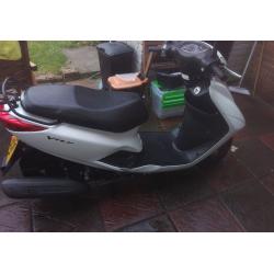 2012 Yamaha Vity 125cc moped