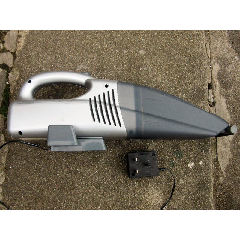 Free battery operated vacuum