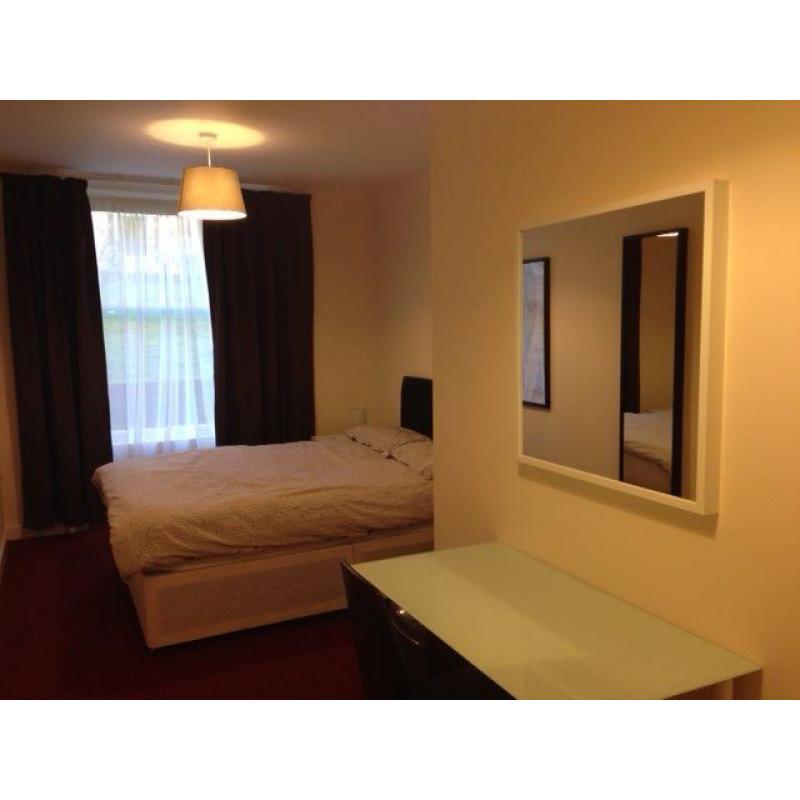 Single room on Hillhead Street