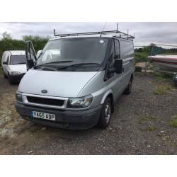 Ford transit swbase mot until Feb 2017 lovely driver large roof rack nice clean interior any trial