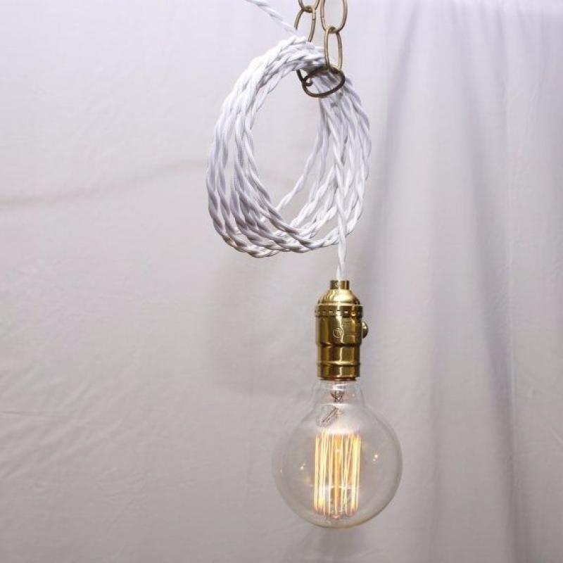 Two Hanging Edison Lightbulbs To Brighten Up Any Home