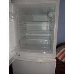 Currys CE55CW13 Fridge Freezer - White Good Condition