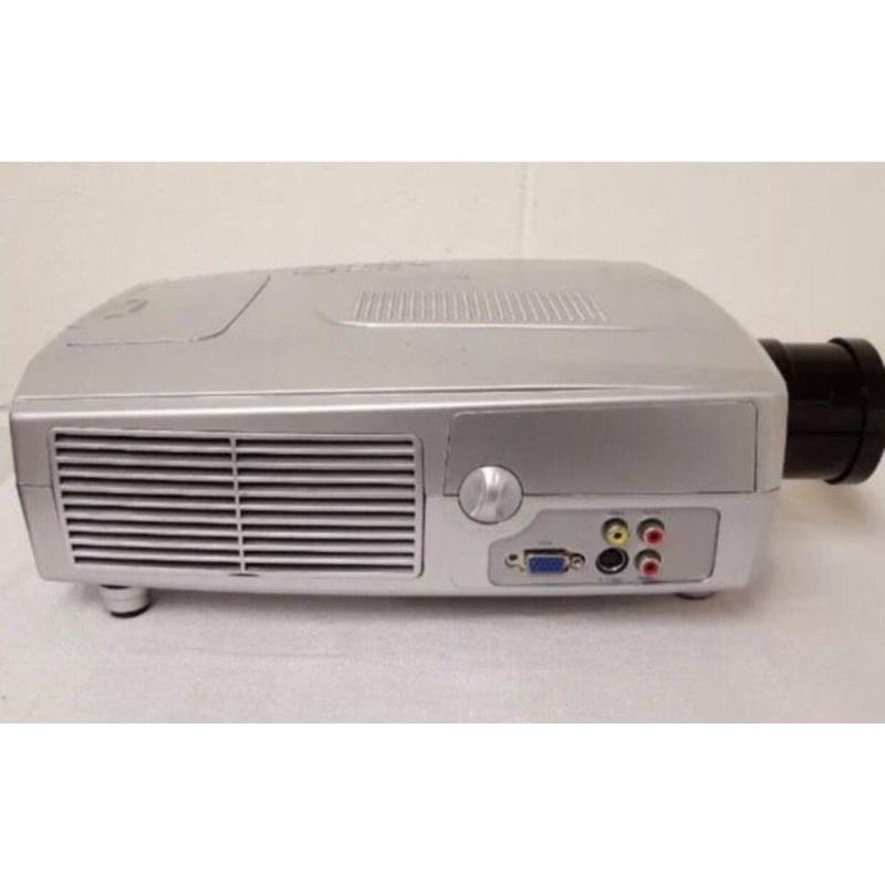 Clearco projector hd 9000 and spare new bulb