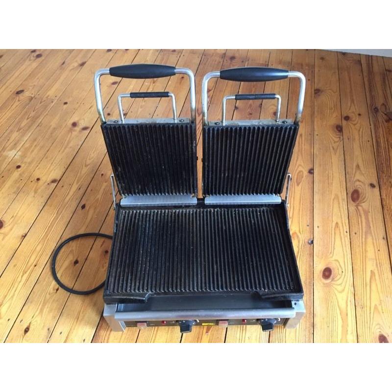 COMMERCIAL BUFFALO PANINI MAKER