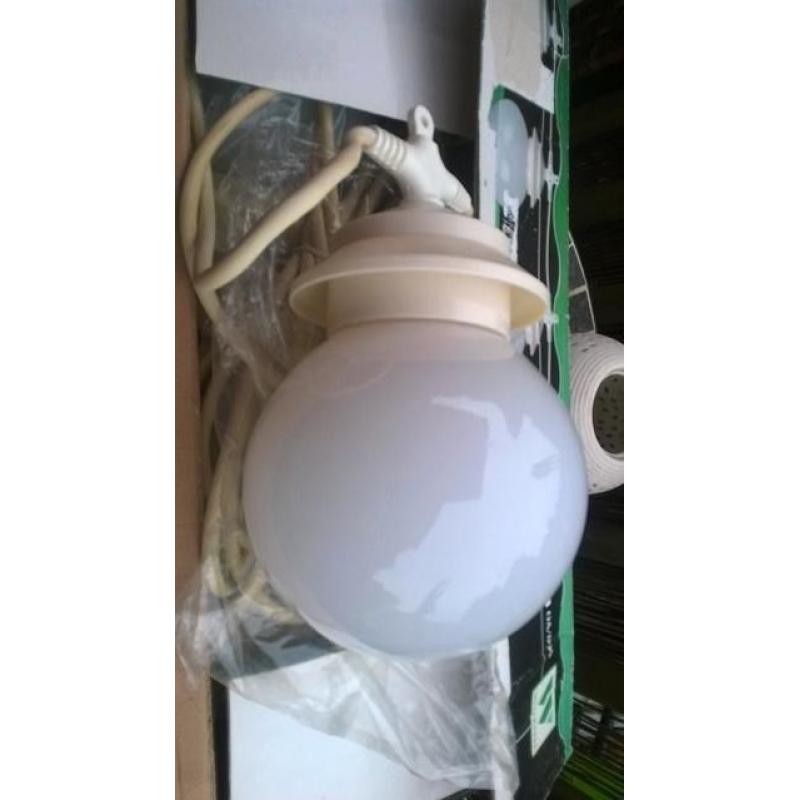 BRAND NEW BOXED LARGE GLOBE GAZEBO / PARASOL LIGHTS